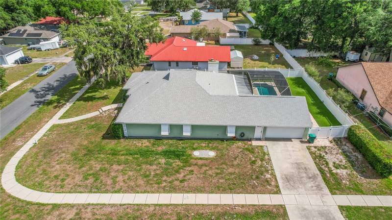 4 bedroom Single Family Residence at 317 Woodland Trail, Lady Lake Baggett Estates, Lady Lake — photo 3