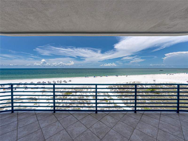 3 bedroom Condominium at 3910 Gulf Boulevard #400, Dunes On The Beach Condo The, St Pete Beach — photo 4