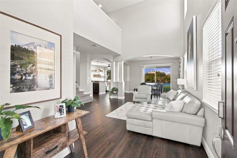 4 bedroom Single Family Residence at 7205 Nightshade Drive, Oak Creek Prcl 1C-1, Riverview — photo 5