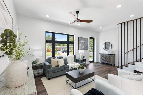 5941 Mangrove Street, St Petersburg FL - photo 8 of 44