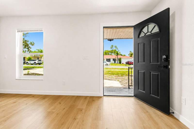 3 bedroom Single Family Residence at 7162 Cambridge Street, Spring Hill, Spring Hill — photo 3