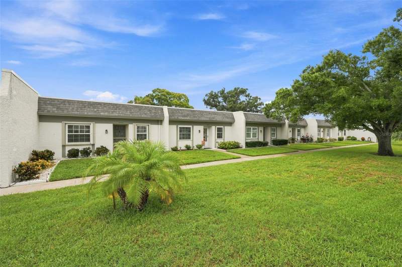 2 bedroom Villa at 4651 Lake Villa Drive, Lakes Villas Condo I, Clearwater — photo 2