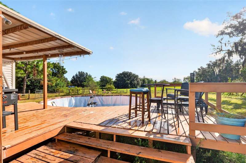 5 bedroom Manufactured Home at 16923 SW 17th Circle, Marion Oaks Ranches East Tr 04, Ocala — photo 4