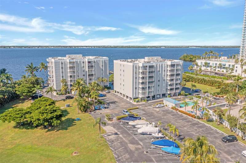 2 bedroom Condominium at 2875 Palm Beach Boulevard #205, Palm Beach Landings Condo, Fort Myers — photo 2