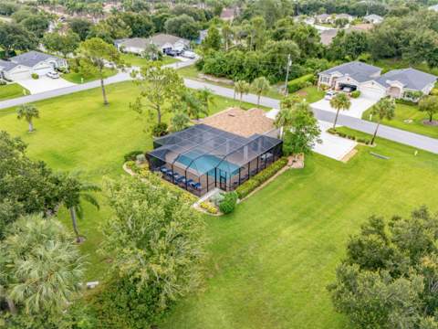 1351 Hedgewood Circle, North Port FL - photo 6 of 38