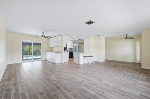 12383 Quinlan Avenue, Port Charlotte FL - photo 14 of 40