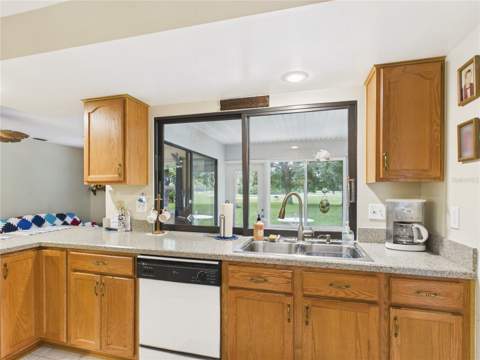 141 Douglas Street, Homosassa FL - photo 17 of 60