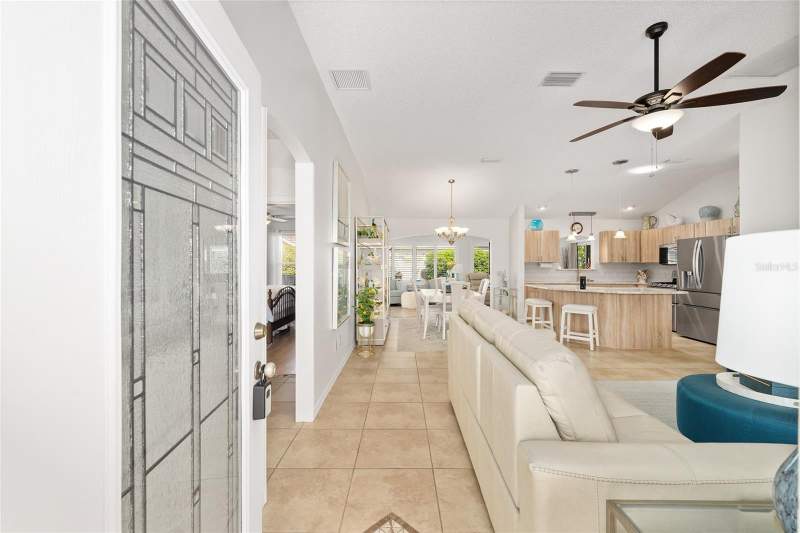 3 bedroom Single Family Residence at 9304 SE 170th Humphreys Loop, The Villages, The Villages — photo 5