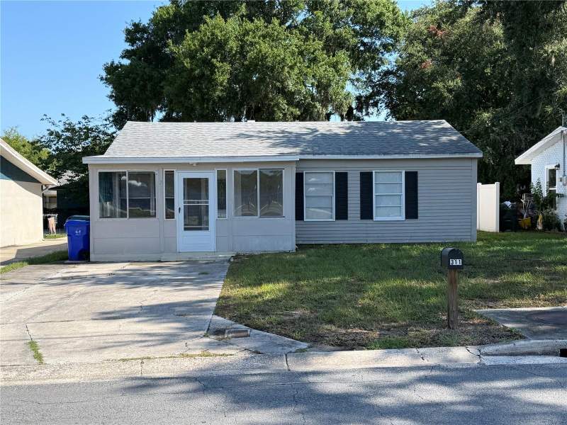 3 bedroom Single Family Residence at 311 W BELLA VISTA STREET, PINEHURST COURT SUB, LAKELAND — photo 1