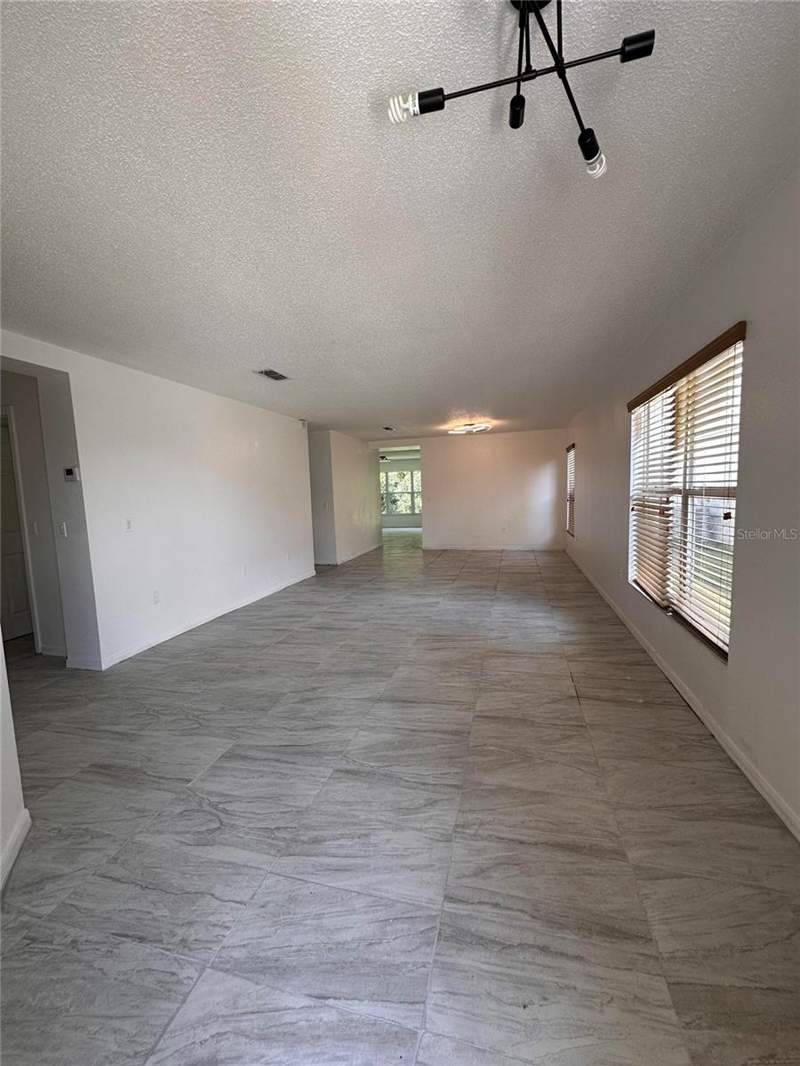 4 bedroom Single Family Residence at 4502 PHILADELPHIA CIRCLE, LIBERTY VILLAGE PH 2, KISSIMMEE — photo 2