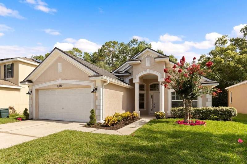 4 bedroom Single Family Residence at 6249 Twin Bridges Drive, Greens At Hidden Creek, Zephyrhills — photo 2