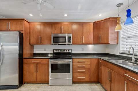 139 Bluff View Drive #110, Belleair Bluffs FL - photo 6 of 6