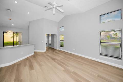 6240 Fairskies Drive, New Port Richey FL - photo 18 of 92
