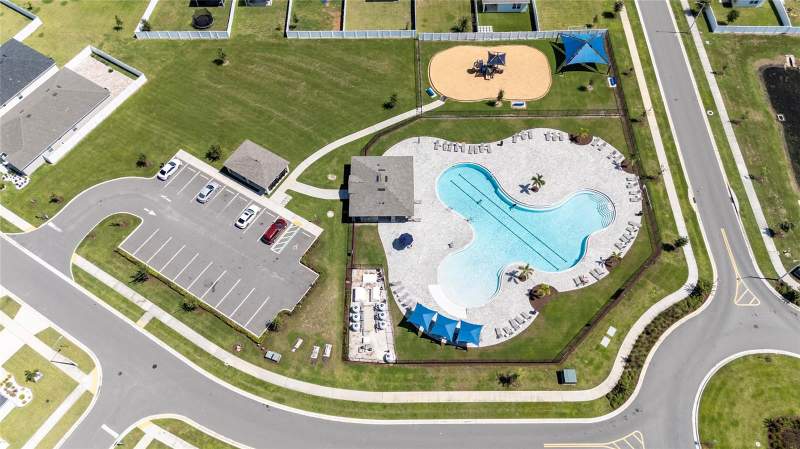 4 bedroom Single Family Residence at 1563 Eucalyptus Way, Astonia-Ph 2 & 3, Davenport — photo 5