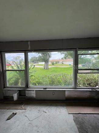 2014 Tanglewood Way, St Petersburg FL - photo 7 of 29