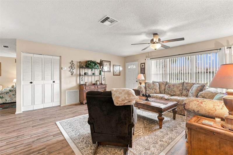2 bedroom Single Family Residence at 13528 Overton Avenue, Port Charlotte Sec 066, Port Charlotte — photo 4