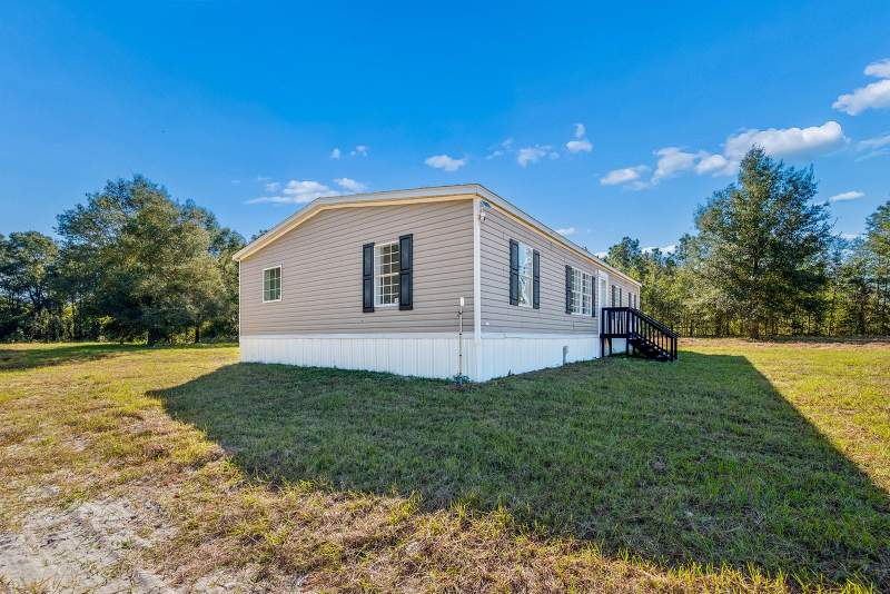 4 bedroom Manufactured Home at 17571 NW 71st Avenue, Suwannee Meadows, Trenton — photo 4