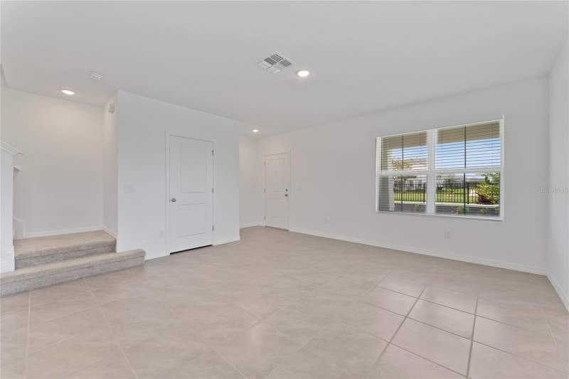 3 bedroom Townhouse at 15014 Windflower Alley, Osprey Ranch-Ph 1, Winter Garden — photo 4