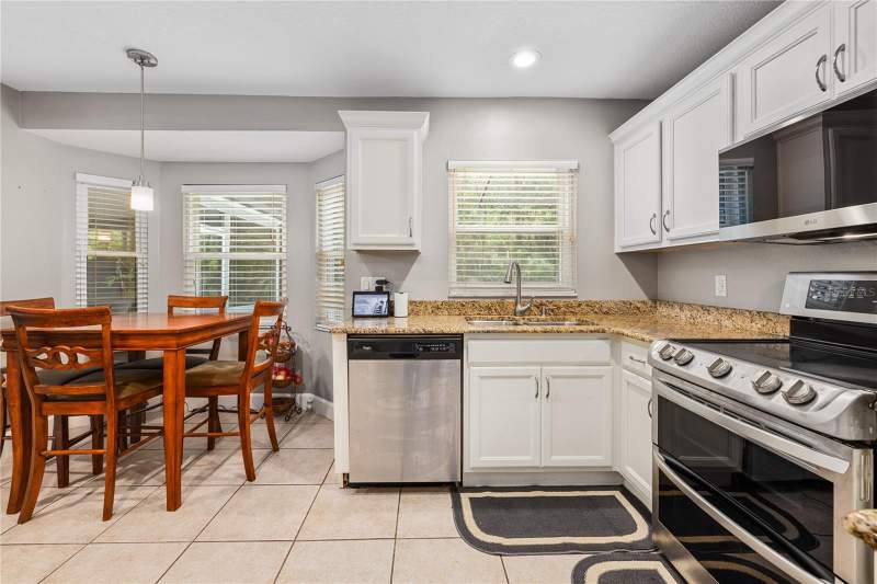 4 bedroom Single Family Residence at 1154 DEER LAKE CIRCLE, DEER LAKE RUN, APOPKA — photo 5