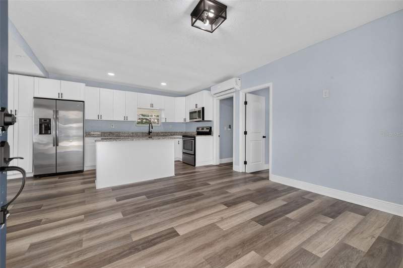 2 bedroom Single Family Residence at 6462 Sealawn Drive, Weeki Wachee Acres, Spring Hill — photo 5