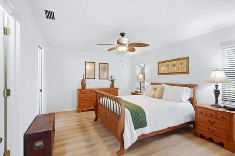 2714 Feiffer Circle, Sarasota FL - photo 19 of 47