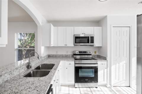 10001 Florence Avenue, Tampa FL - photo 6 of 6
