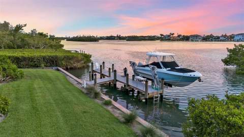 612 Laurel Road, Nokomis FL - photo 15 of 96