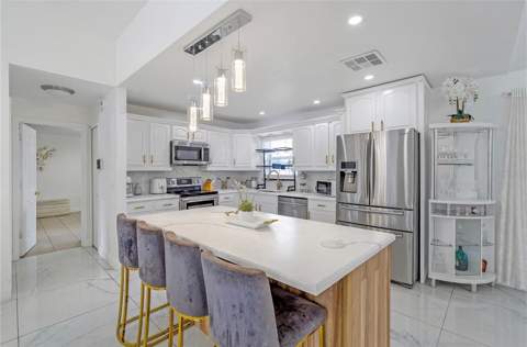 363 Buttonwood Drive, Kissimmee FL - photo 8 of 24
