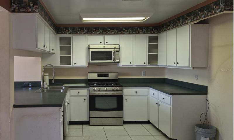 3 bedroom Single Family Residence at 8665 Mockingbird Lane, Golfwoods, Seminole — photo 4