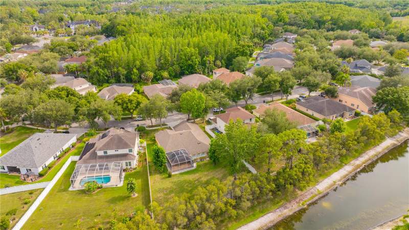 4 bedroom Single Family Residence at 6028 Catlin Drive, Tampa Palms Area 4 Prcl 17, Tampa — photo 4