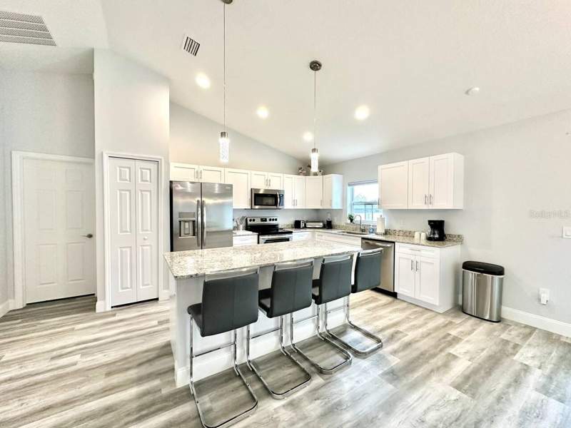 3 bedroom Single Family Residence at 2409 SW 156th Loop, Marion Oaks Un 03, Ocala — photo 4