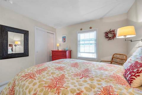 4766 Snook Drive, St Petersburg FL - photo 22 of 54