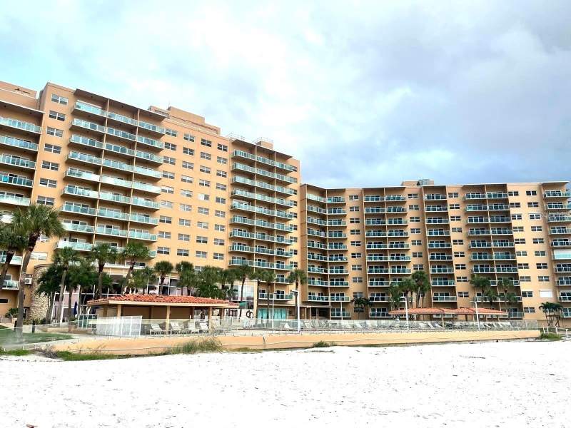 1 bedroom Condominium at 880 Mandalay Avenue #S806, Regatta Beach Club Condo, Clearwater Beach — photo 3
