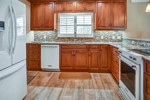 117 Home Park Road, Venice FL - photo 12 of 34
