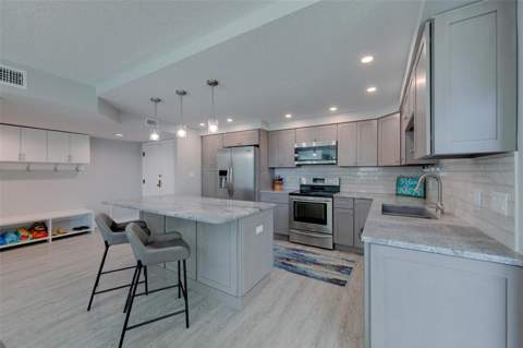 1460 Gulf Boulevard #501, Clearwater Beach FL - photo 7 of 35