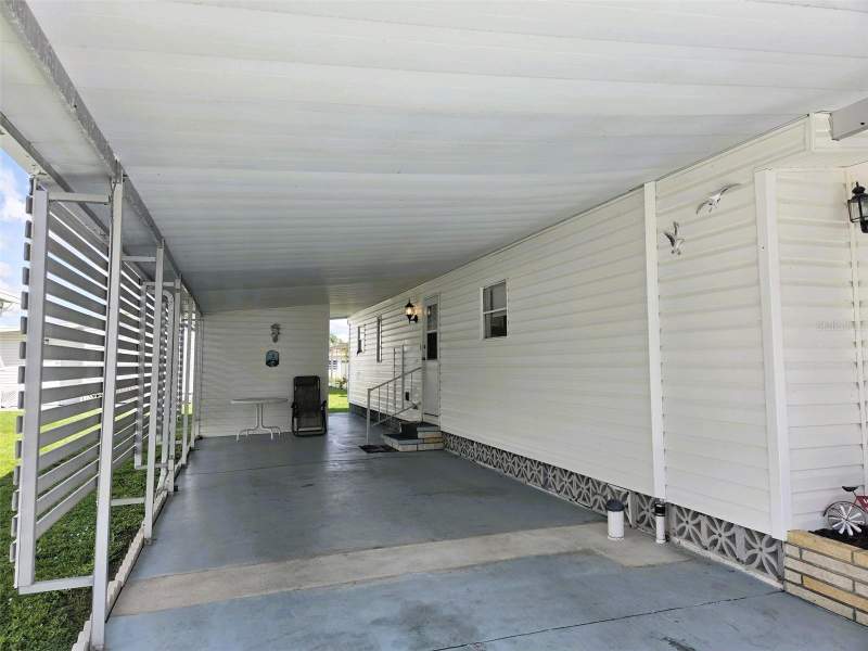 2 bedroom Manufactured Home at 3309 Oakwood Boulevard, Oakwood Manor, Sarasota — photo 4