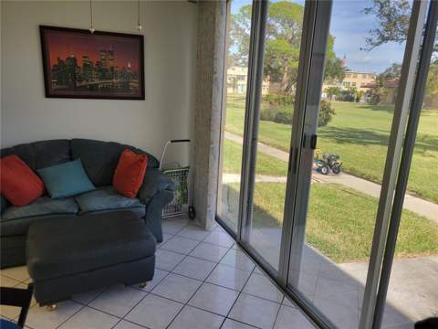 4915 Bay Street #122, St Petersburg FL - photo 13 of 41