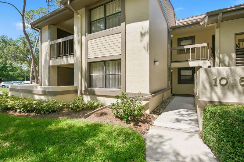 2 bedroom Condominium at 10 Woodlake Place, East Lake Woodlands Woodlake Run, Oldsmar — photo 5