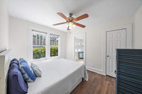 1320 Charlotte Avenue, Sarasota FL - photo 22 of 44