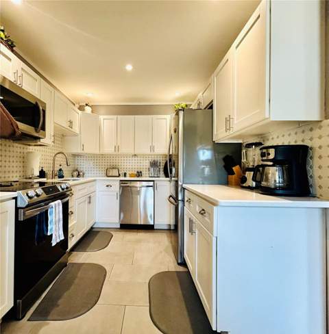 6190 6th Street, St Petersburg FL - photo 6 of 6