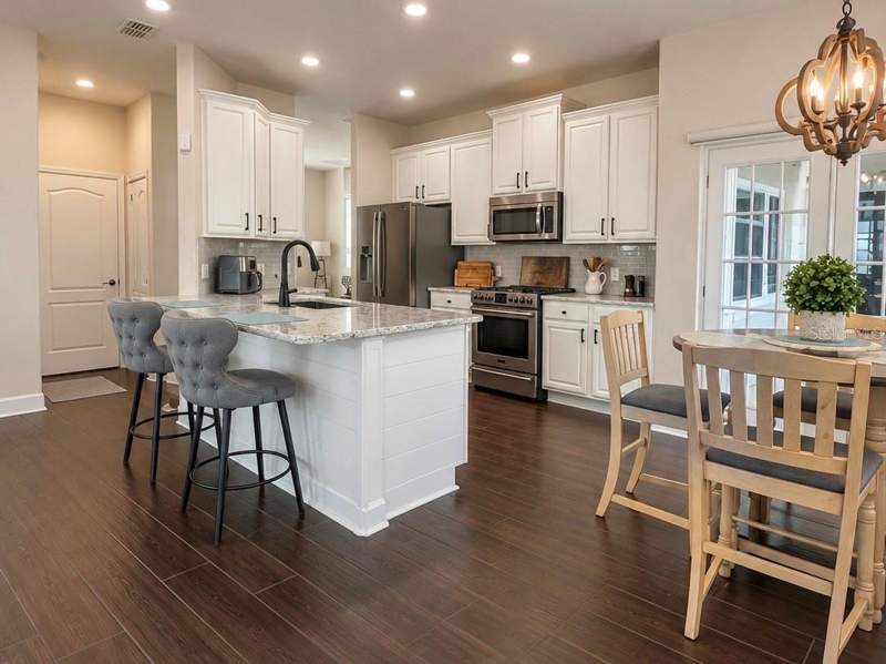 4 bedroom Single Family Residence at 990 W Pearl Street, Azalea Park, Bartow — photo 5