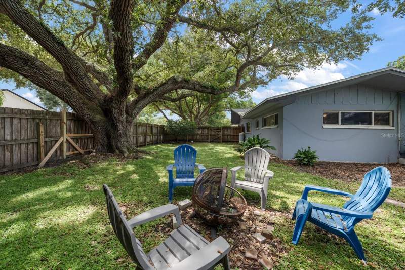 4 bedroom Single Family Residence at 1 Maplewood Avenue, Eastwood Terrace, Clearwater — photo 3