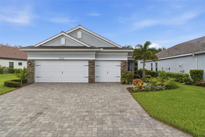 3 bedroom Single Family Residence at 3121 Heritage Pines Drive, Heritage Preserve Pcls 131 Eas, Fort Myers — photo 3