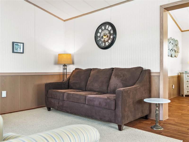1 bedroom Manufactured Home at 108 Silversides Street, Saddlebag Lake, Lake Wales — photo 4