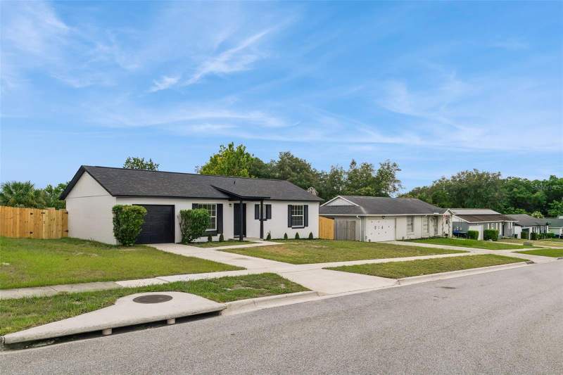 2 bedroom Single Family Residence at 3117 KNIGHTSBRIDGE ROAD, KENSINGTON SEC 01, ORLANDO — photo 2