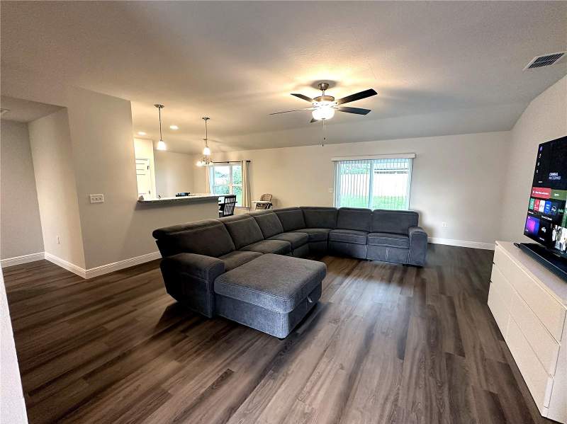 3 bedroom Single Family Residence at 16951 SW 43rd Court Road, Marion Oaks Un 06, Ocala — photo 3