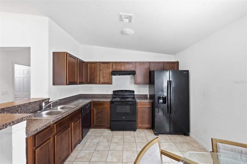 4 bedroom Single Family Residence at 3640 Grubbs Street, Holly Crk Ph 2, Mount Dora — photo 4