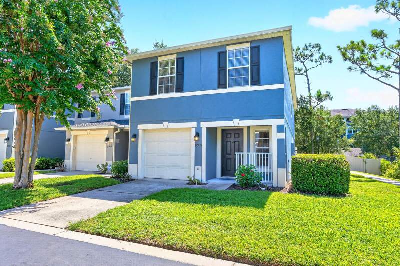 12905 LEXINGTON SUMMIT STREET home for sale in Waterford Villas