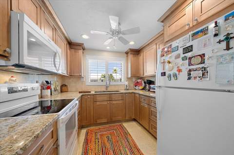 738 Spanish Drive #98, Longboat Key FL - photo 6 of 6