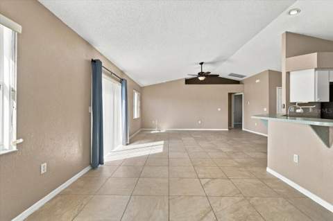 7123 Summit Drive, Winter Haven FL - photo 19 of 53